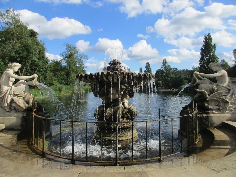 Beverley City Londra Dış mekan fotoğraf